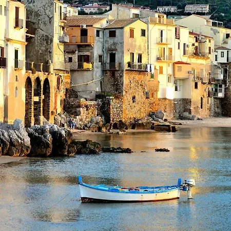 Lavatoioflats Casa Sul Mare E Sul Lavatoio Medievale A * 체팔루