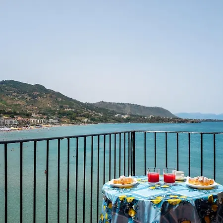 Lavatoioflats Casa Sul Mare E Sul Lavatoio Medievale A 펜션